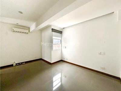 Apartamento de 4 alcobas en venta en Laureles, Medellín, 200 m² · foto 18 de 20