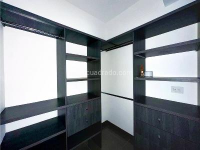 Apartamento de 4 alcobas en venta en Laureles, Medellín, 200 m² · foto 19 de 20