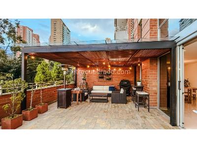 Apartamento de 3 alcobas en venta en El Poblado, Medellín, 210 m² · foto 9 de 20