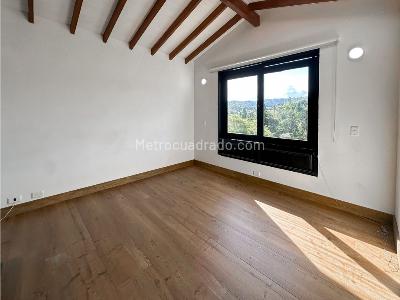 Casa de 4 alcobas en venta en Las Palmas, Medellín, 1900 m² · foto 5 de 20