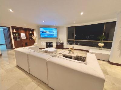 Apartamento de 3 alcobas en venta en El Poblado, Medellín, 300 m² · foto 17 de 20