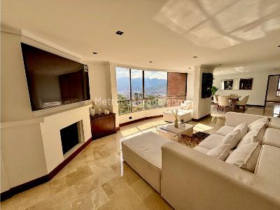 Apartamento de 3 alcobas en venta en El Poblado, Medellín, 300 m² · foto 2 de 20