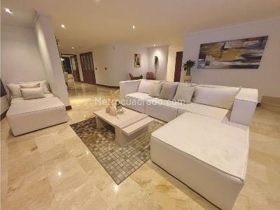 Apartamento de 3 alcobas en venta en El Poblado, Medellín, 300 m² · foto 6 de 20