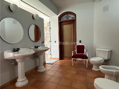 Casa de 4 alcobas en arriendo en Las Palmas, Medellín · foto 12 de 20