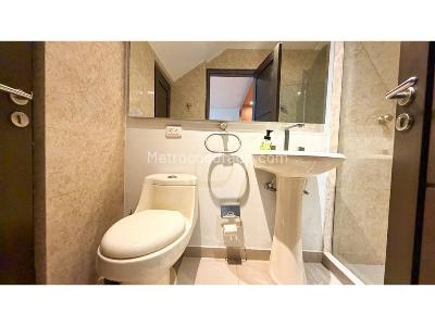 Casa de 3 alcobas en venta en El Poblado, Medellín · foto 18 de 20