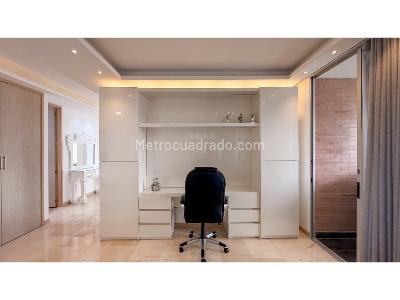 Apartamento de 3 alcobas en venta en El Poblado, Medellín, 267 m² · foto 12 de 20