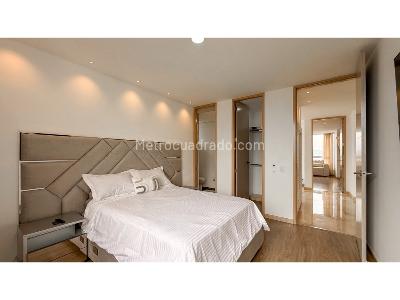 Apartamento de 3 alcobas en venta en El Poblado, Medellín, 267 m² · foto 20 de 20