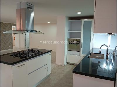 Apartamento en venta en La Carolina, Bogotá · foto 2 de 20