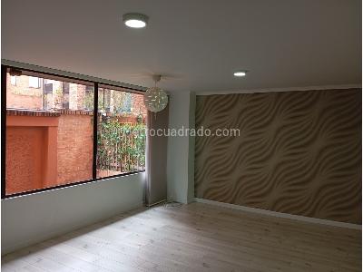 Apartamento en venta en La Carolina, Bogotá · foto 3 de 20