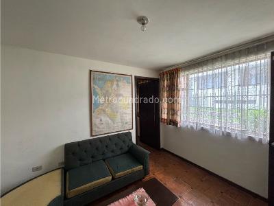 Casa de 5 alcobas en venta en Normandia Occidental, Bogotá, 565 m² · foto 15 de 20