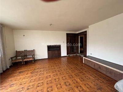 Casa de 5 alcobas en venta en Normandia Occidental, Bogotá, 565 m² · foto 8 de 20
