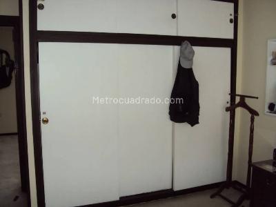 Casa de 5 alcobas en venta en Galerias, Bogotá, 275 m² · foto 17 de 20