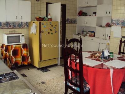 Casa de 5 alcobas en venta en Galerias, Bogotá, 275 m² · foto 7 de 20
