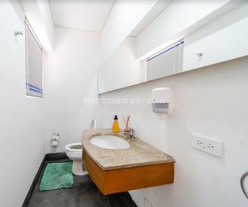 Casa de 5 alcobas en venta en Teusaquillo, Bogotá, 347 m² · foto 9 de 11