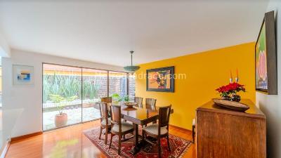 Apartamento de 3 alcobas en venta en Emaus Rosales, Bogotá, 171 m² · foto 3 de 14