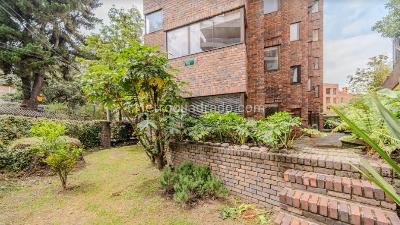 Apartamento de 3 alcobas en venta en Emaus Rosales, Bogotá, 171 m² · foto 12 de 14