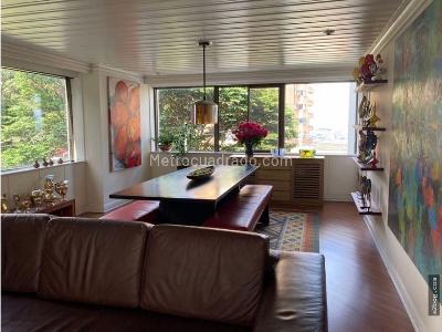 Apartamento en venta en Chico Alto, Bogotá · foto 2 de 15