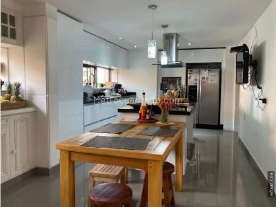 Apartamento en venta en Chico Alto, Bogotá · foto 11 de 15