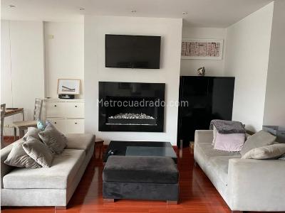 Apartamento de 3 alcobas en venta en Chico Reservado, Bogotá, 172 m² · foto 3 de 18