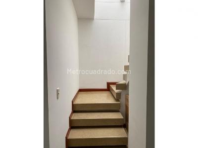 Apartamento de 3 alcobas en venta en Chico Reservado, Bogotá, 172 m² · foto 6 de 18