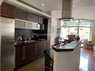 Apartamento de 3 alcobas en venta en Chico Reservado, Bogotá, 172 m² · foto 12 de 18