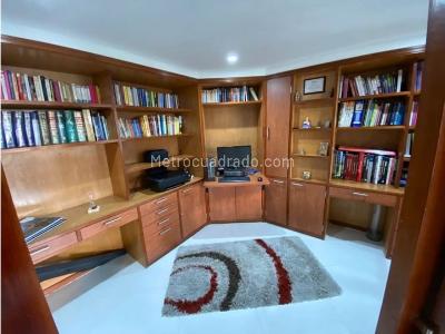 Apartamento de 4 alcobas en venta en Multicentro, Bogotá, 198 m² · foto 4 de 13