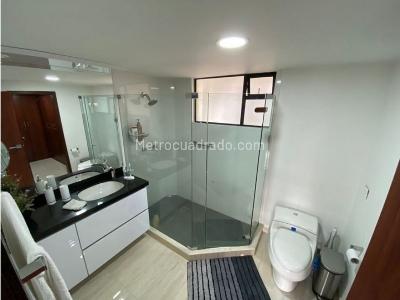 Apartamento de 4 alcobas en venta en Multicentro, Bogotá, 198 m² · foto 12 de 13