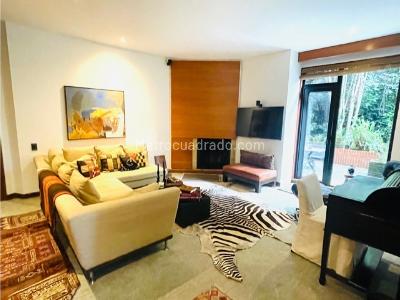 Apartamento en venta en Chico Oriental, Bogotá · foto 2 de 16