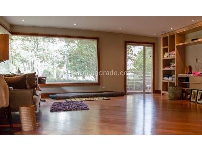 Apartamento de 4 alcobas en venta en Chico, Bogotá, 440 m² · foto 2 de 18