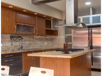 Apartamento de 4 alcobas en venta en Chico, Bogotá, 440 m² · foto 9 de 18
