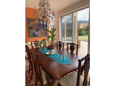 Casa de 4 alcobas en venta en San Simon, Bogotá, 350 m² · foto 4 de 8