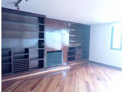 Apartamento en venta en Los Rosales, Bogotá · foto 2 de 11
