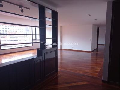 Apartamento en venta en Los Rosales, Bogotá · foto 3 de 11