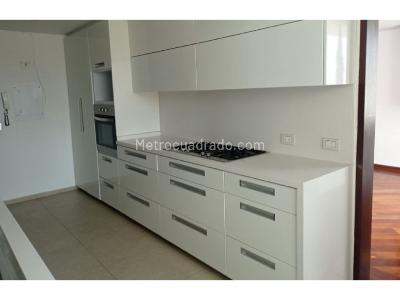 Apartamento en venta en Los Rosales, Bogotá · foto 7 de 11