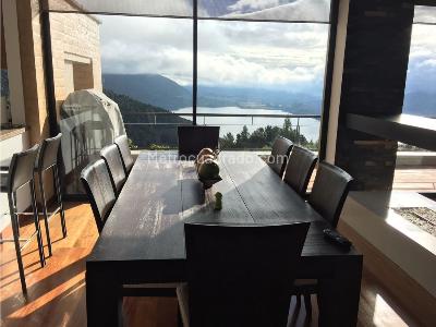 Casa de 3 alcobas en venta en La Calera, La Calera, 328 m² · foto 4 de 10