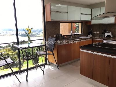 Casa de 3 alcobas en venta en La Calera, La Calera, 328 m² · foto 8 de 10