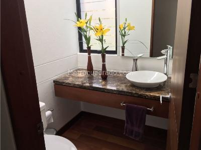 Casa de 3 alcobas en venta en La Calera, La Calera, 328 m² · foto 10 de 10