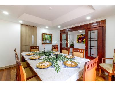 Casa de 3 alcobas en venta en Gratamira, Bogotá, 270 m² · foto 4 de 20