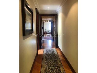 Apartamento en venta en Santa Barbara Alta, Bogotá · foto 8 de 19