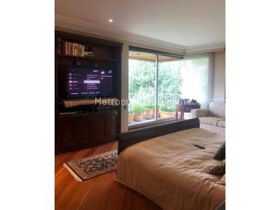 Apartamento en venta en Santa Barbara Alta, Bogotá · foto 9 de 19