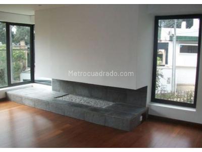 Apartamento en venta en Chico Alto, Bogotá · foto 2 de 17