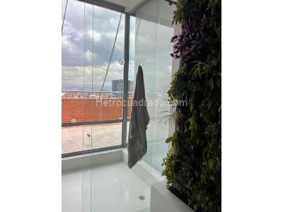 Apartamento de 3 alcobas en venta en Los Rosales, Bogotá, 242 m² · foto 13 de 16