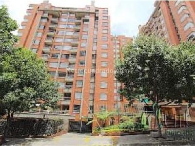 Apartamento en venta en Bella Suiza, Bogotá · foto 2 de 6