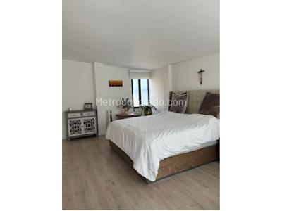 Apartamento en venta en Santa Barbara, Bogotá · foto 4 de 12