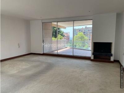 Apartamento de 4 alcobas en venta en Rosales Alto, Bogotá, 442 m² · foto 5 de 17