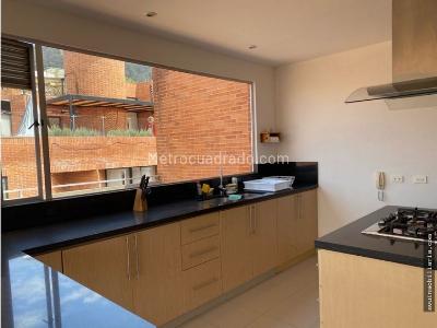 Apartamento de 4 alcobas en venta en Rosales Alto, Bogotá, 442 m² · foto 11 de 17