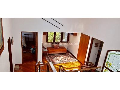 Casa de 3 alcobas en venta en Calatayud, Bogotá, 245 m² · foto 3 de 9