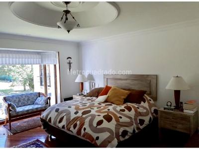 Casa de 3 alcobas en venta en Calatayud, Bogotá, 245 m² · foto 6 de 9