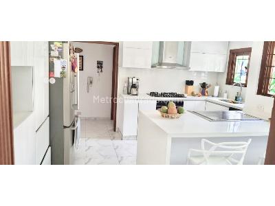 Casa de 3 alcobas en venta en Calatayud, Bogotá, 245 m² · foto 7 de 9
