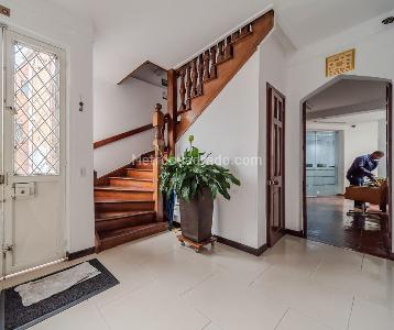 Casa de 5 alcobas en venta en Emaus, Bogotá, 469 m² · foto 8 de 8